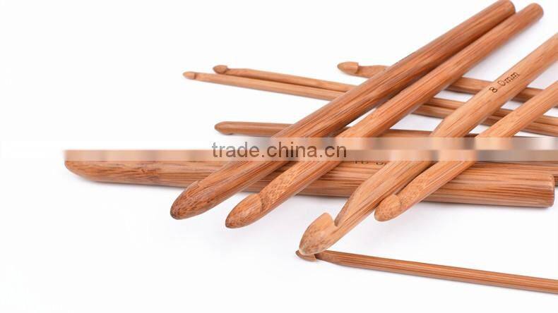 2016 wholesale Bamboo Needle bamboo yarn crochet hooks set in a low price