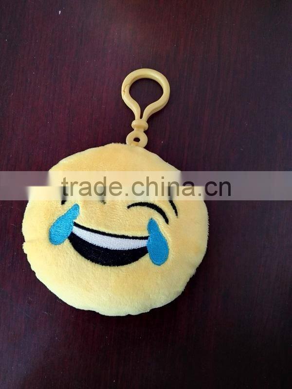 Customs stuffed soft emoji keychain popular cheap mini pillow stuffed plush custom whatsapp emoji emoticon keychain