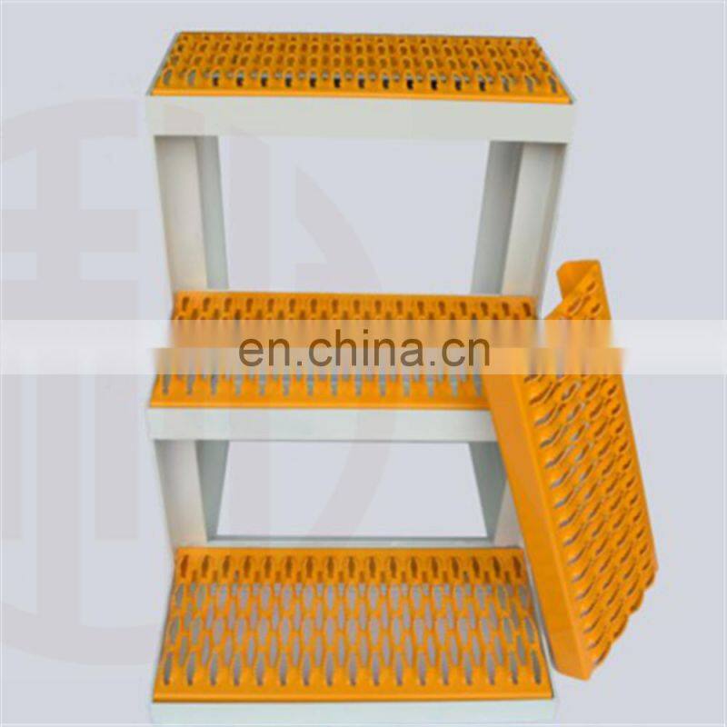 Anti-slip panel three step ladder outdoor metal stairs