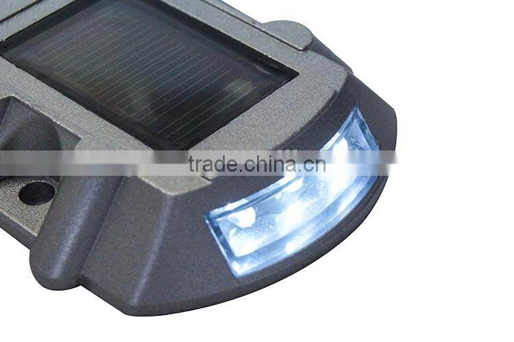 ISO 9001 Factory strong reflective effect solar road stud