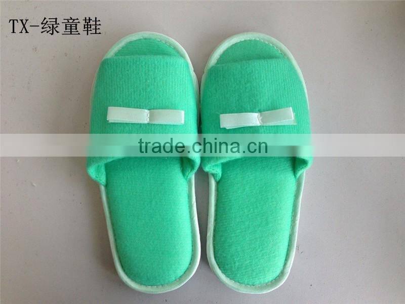 2015 high quality cute cotton cartoon hotel slippers for kids