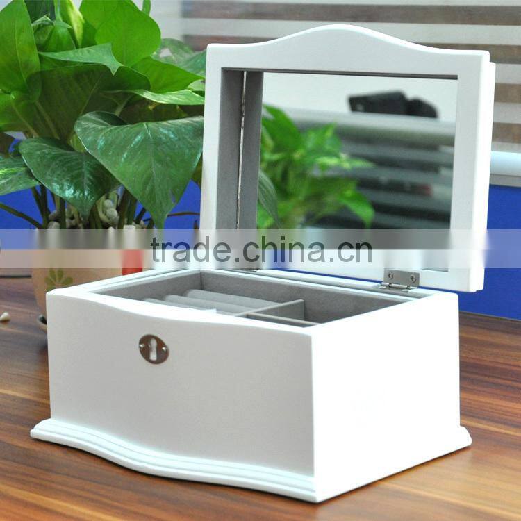high quality varnish white color gift wooden box make up saving wooden box accessories wooden box birthday gift wooden box