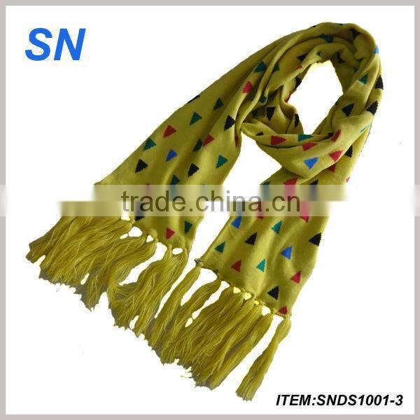 winter fashion triangle print scarf with tassel