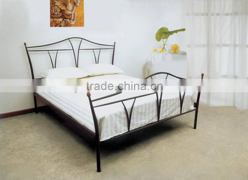 2014 metal bed frames
