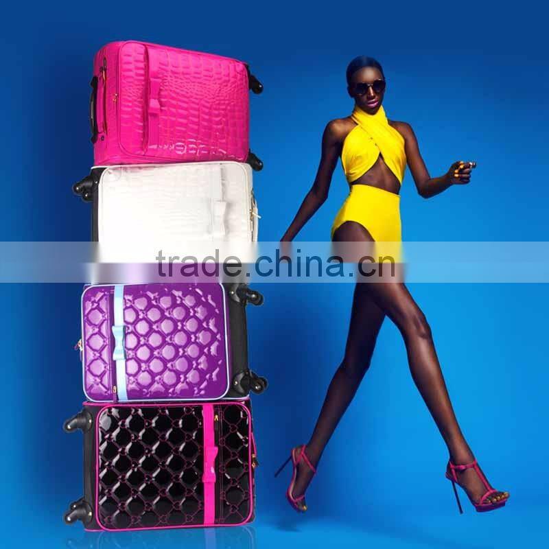 Packaging & Shipping PVC Luggage Light Trolley Case Beautiful Suitcase Luggage