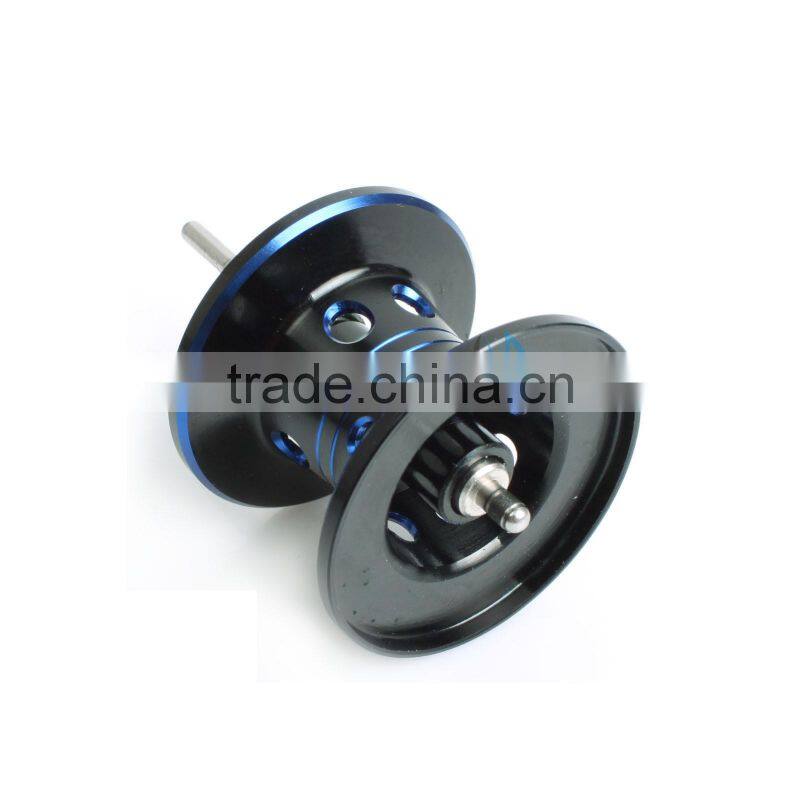 Right hand available bait casting fishing reel