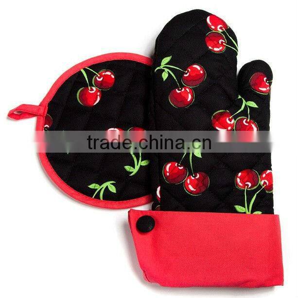 Oven Mitt & Hot Pad set