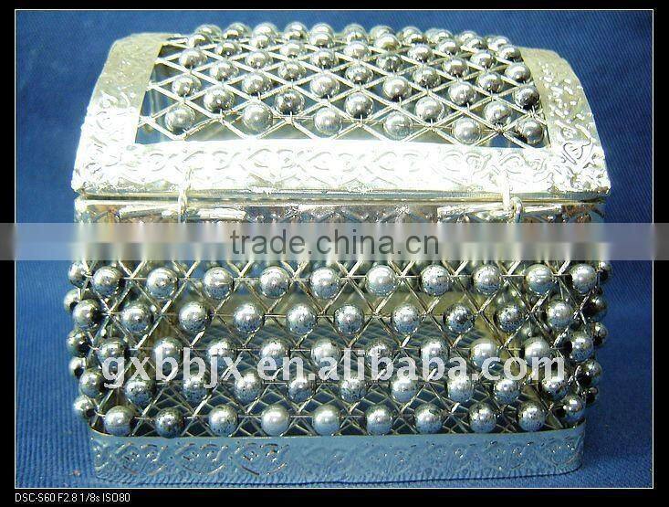 Silver square pearl wire storage compartment box
