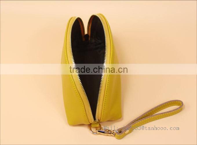 Personalized A++++ soft leather cosmetic bag ,pvc cosmetic bag with cheaper price beauty fashion make up bag