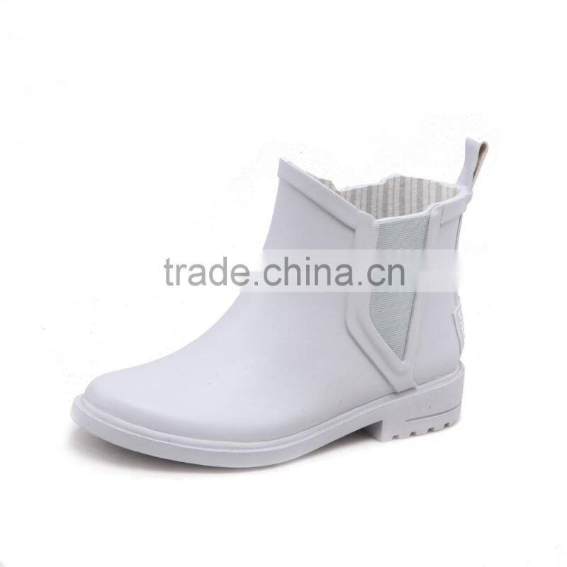 customize made color chelsea rain boots wellington boots China factory manufacturer