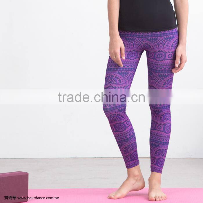 Sportswear women wear yoga straps tops