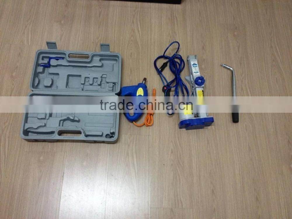 IT1104 1.5ton 12v electric scissor jackwith wrench/automatic car jack with wrench