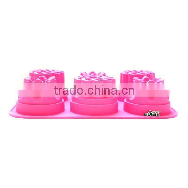 Nicole custom-made set different shape silicone cake baking molds