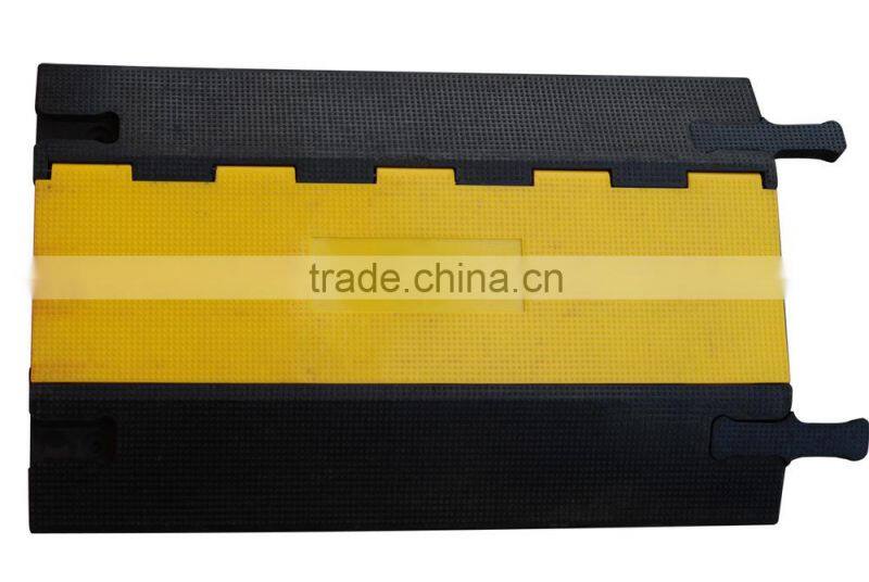 Event rubber 5 channel cable protector