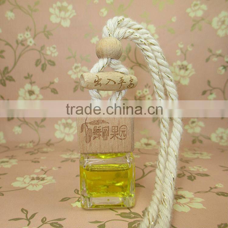 Shenzhen lihome supply 7ml hanging car air freshener glass bottle with floral design