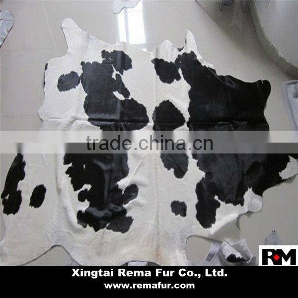 2014 Hot selling high quality cow skin rug in natural color