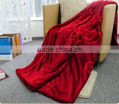High Quality Flannel With Carving Blanket /Back Print Blanket/150D/288F Dyed Plain Style