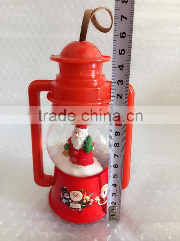 Yellow 2015 Hot Sale 45mm Polyresin Led Christmas Tree Water Globe Latern Design