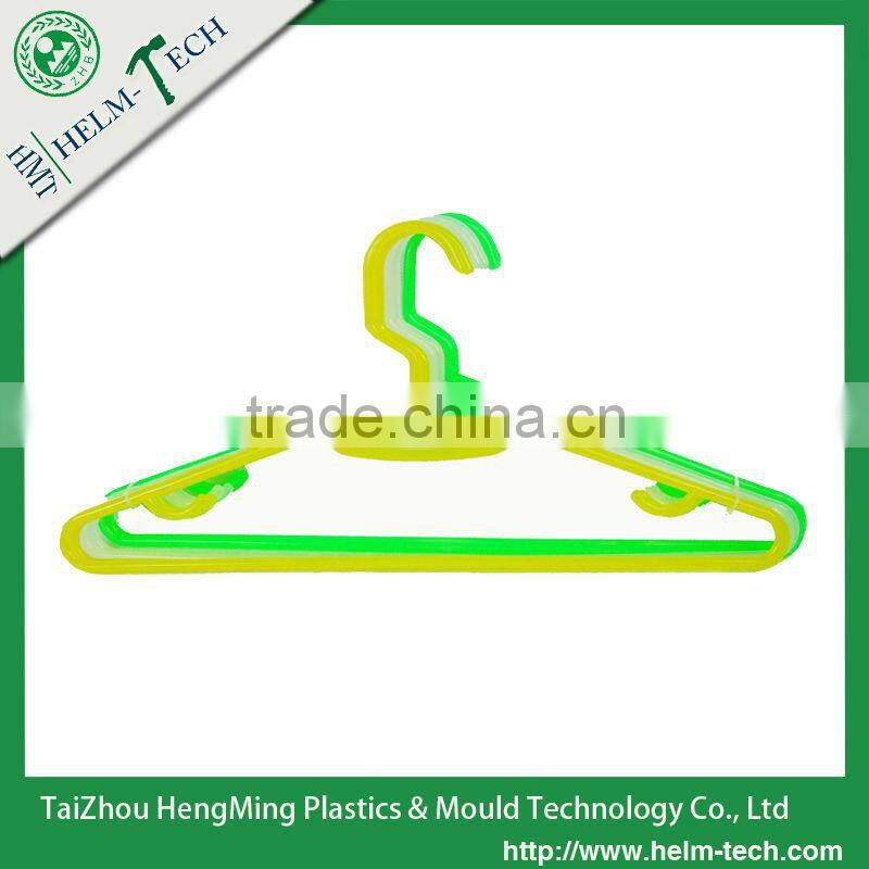 Flat Plastic Coat Hanger-HMT6619