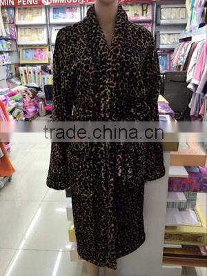 Plastic brushed fleece bathrobe made in China