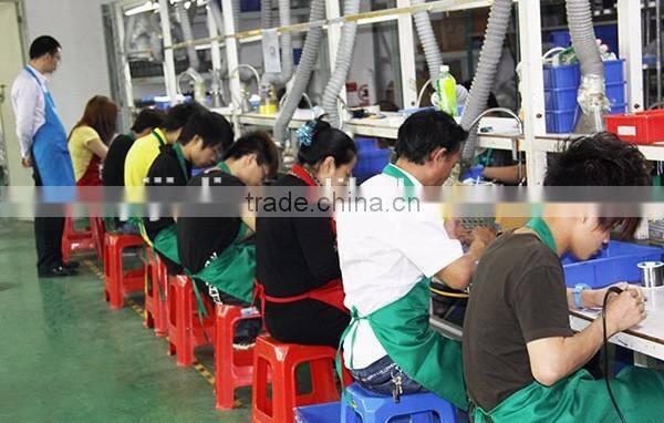 Top qualit metal Dual USB Port Car Charger Universal 12 Volt / 1 ~ 2 Amp