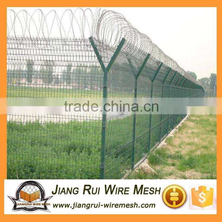 Heavy duty barbed wire mesh