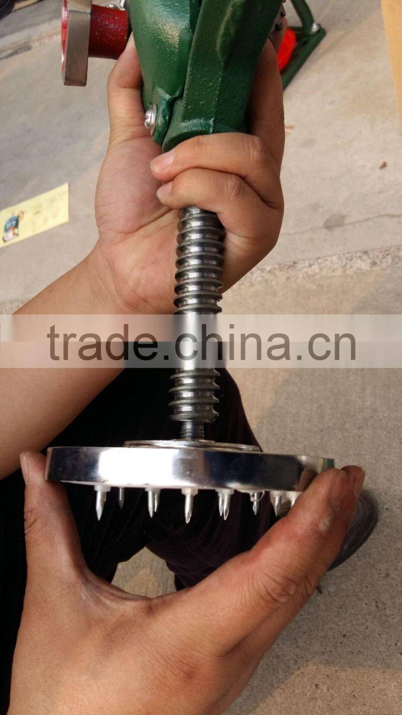 2017 New Electric Mini Snow Ice Cube Shaver Crush Cone Maker Machine (whatsapp:0086 15039114052)