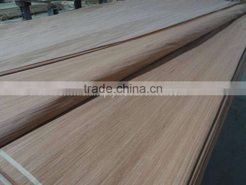 linyi Grade a b c sliced cut 0.28mm Red recon face veneer for india plywood