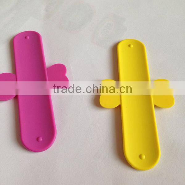 Silicone Slap Band Mobile Phone Holder for Mobile and Earphone