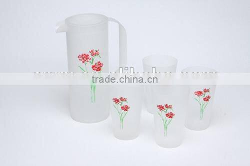 plastic 1.5L water pitcher w/cups