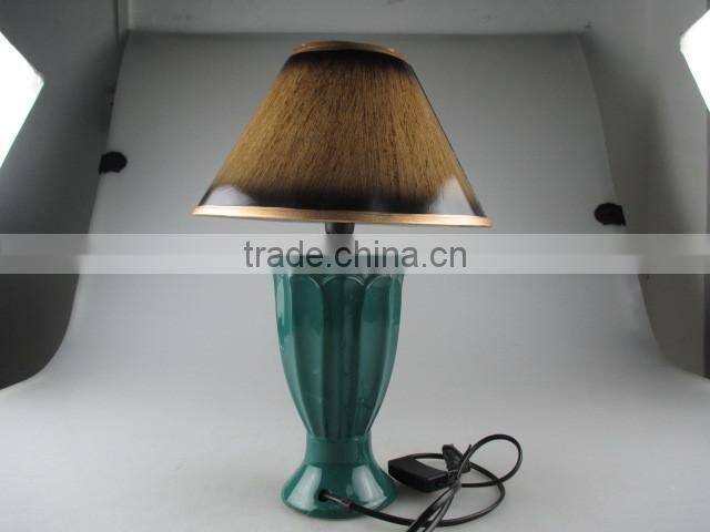 stock wholesale cheap price ceramic base home decoration table lamp for home/hotel decor