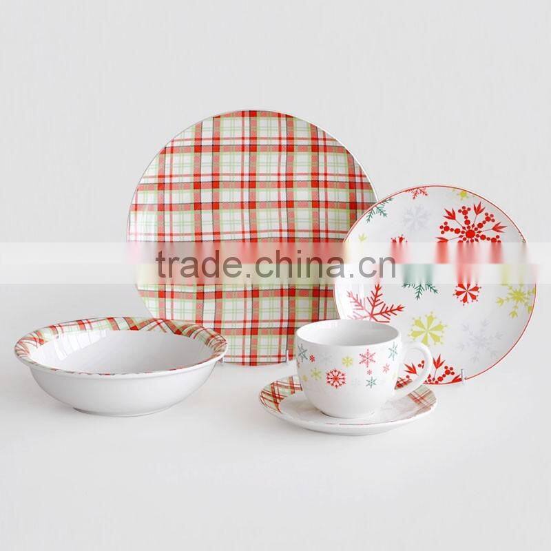 16pcs fine porcelain dinnerware set with Christmas decal