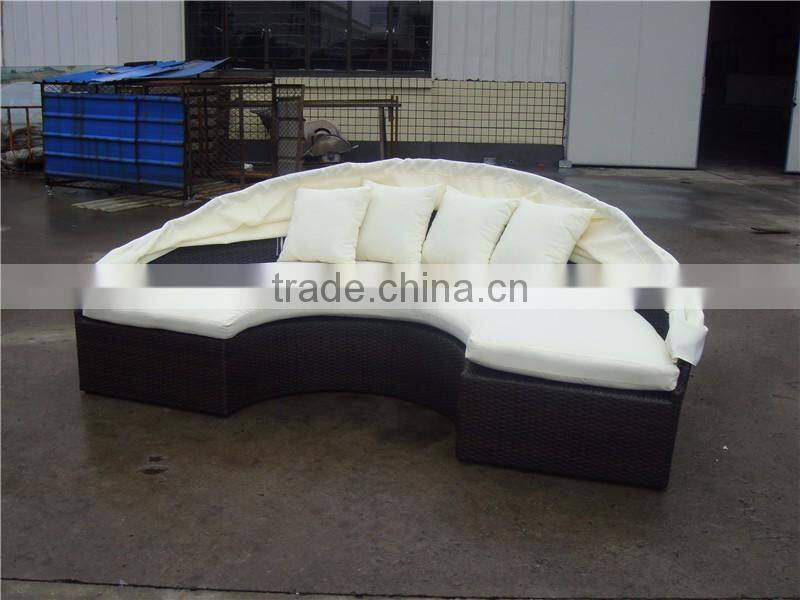 Amazing 3Pcs Round Sofa Set