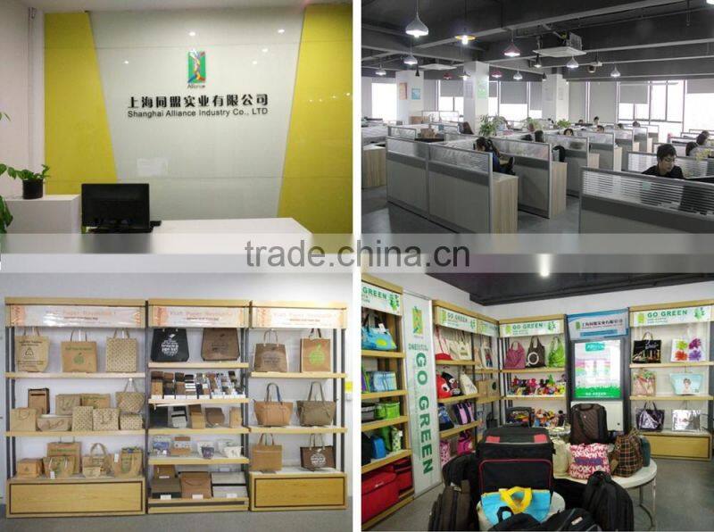 Wholesale floral folding duffle bags with inner zipper pocket and reusage recycle shopping travel bags with handles