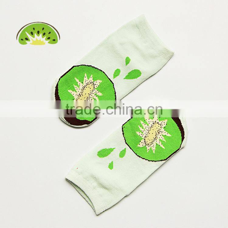 2015 Top Selling Fruits And Vegetables Pattern Fashion Socks Creative Winter Socks Custom Print Socks
