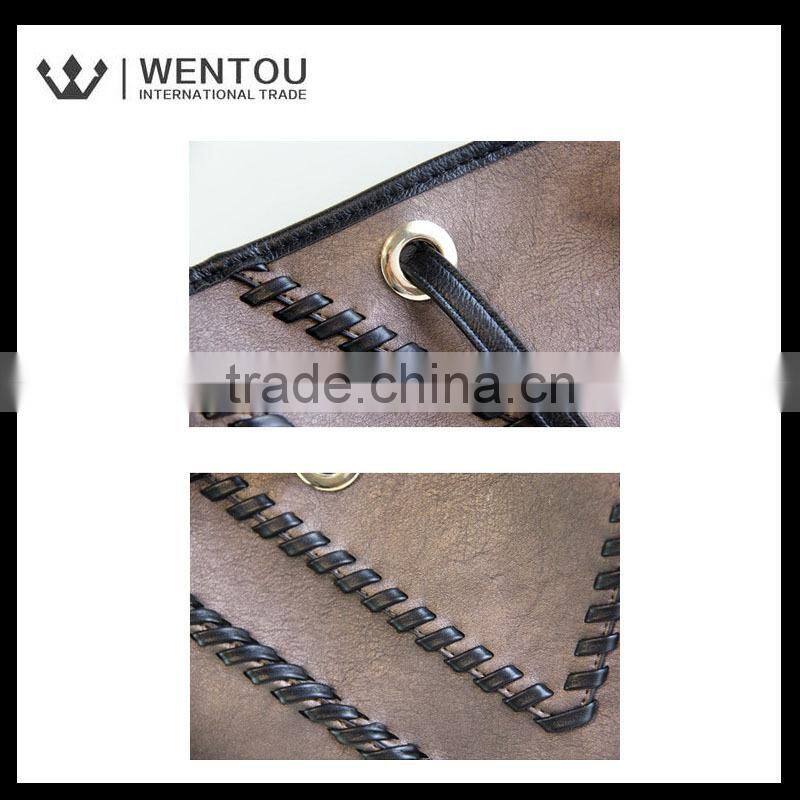 New Arrival Big Ladies Reversible Shoulder Bag