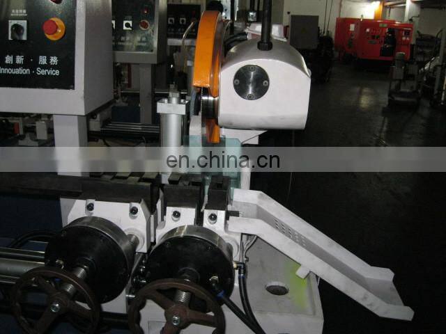 Stainless steel pipe cutting machine