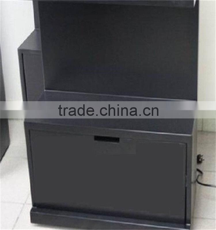 Black Wooden Shopwindown Shelf for Display