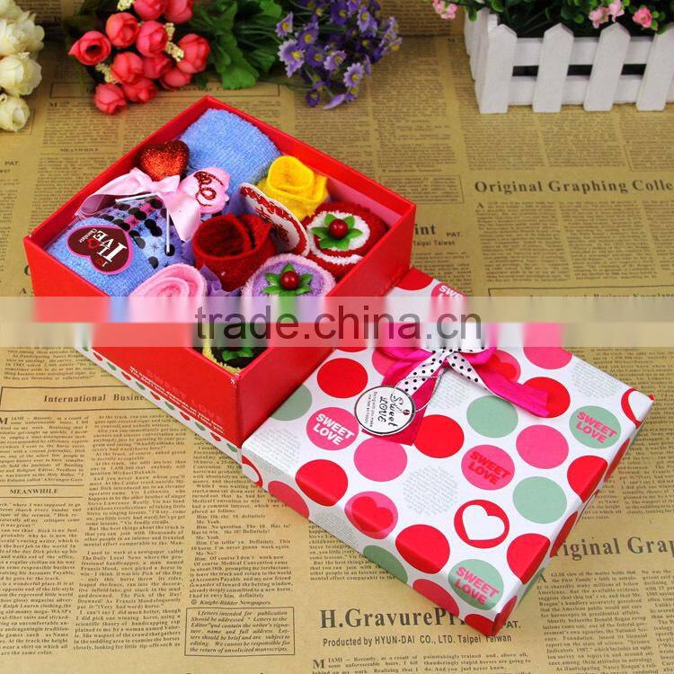 2016 promotional wholesale cake towel gifts with rose flower shape towel for wedding