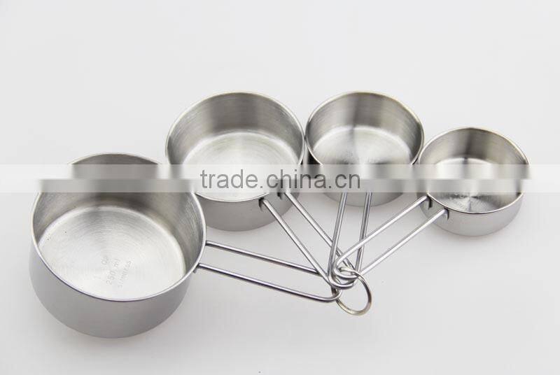 measuring cups