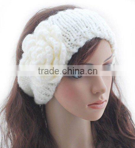 knitted fashion hair band with flower