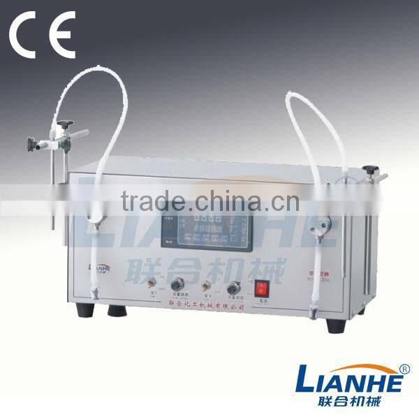 Filling machine/Small liquid filling machine/liquid filling machine/beverage liquid filling machine