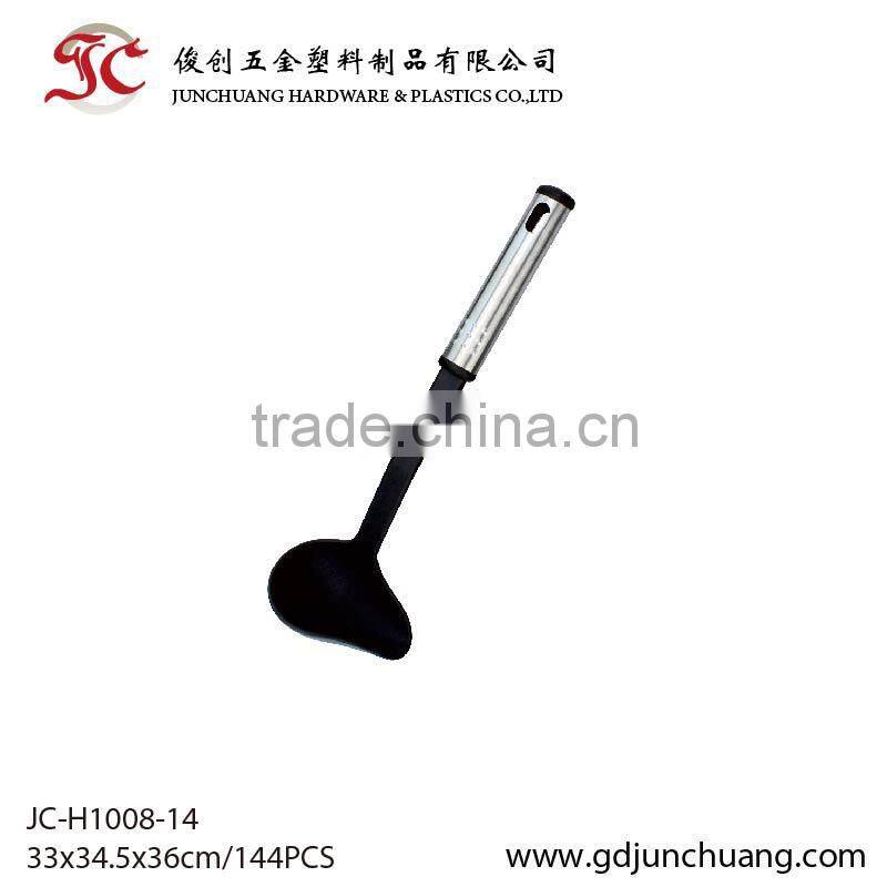 Non-toxic nylon flavor sauce ladle