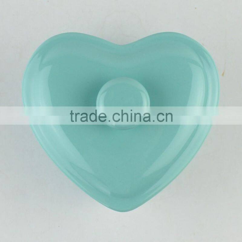 set of three heart shape stoneware mini casserole