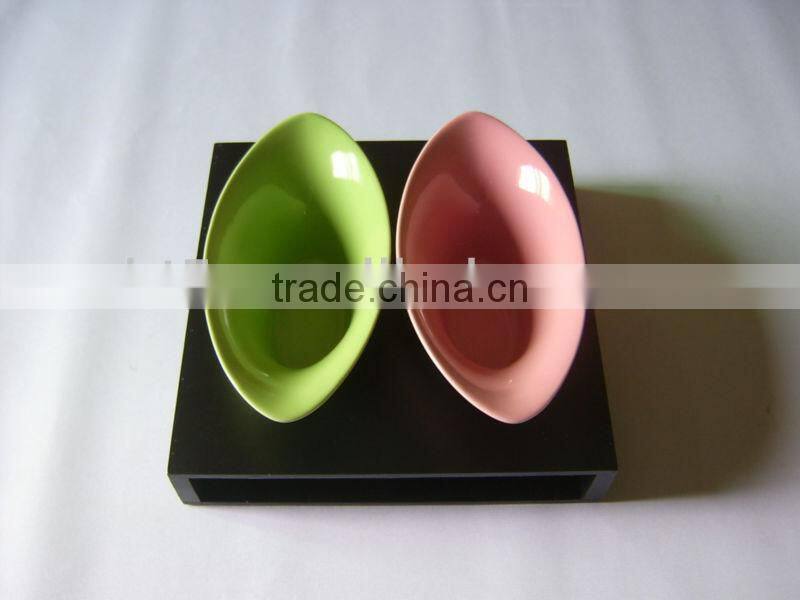 Set of 2 colorful ceramic bowl wooden snack tray