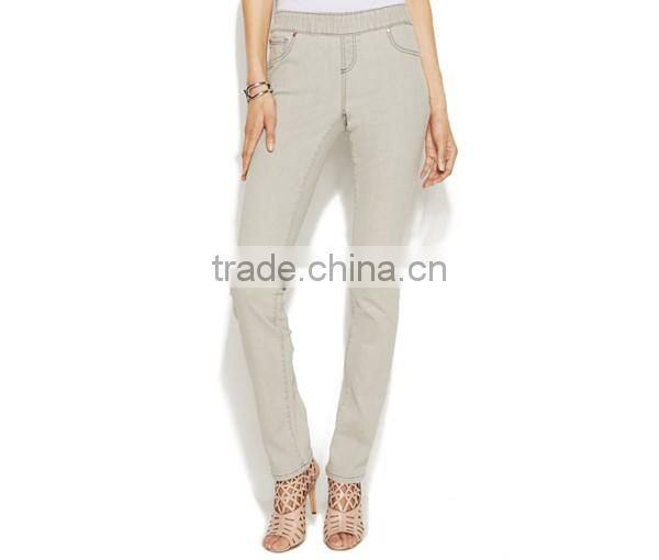 Unconventional Stylish Pull up Denim Jeggings