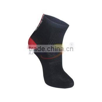 Mens/Womens Athletic Crew Socks, No Stinky Feet