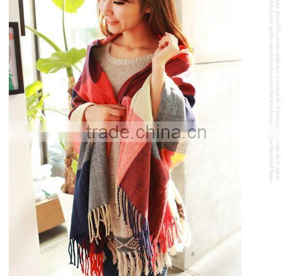 Hot sales different colors choice fashion design fake cashmere plaid pattern design scarf with tassel warm fashion scarf