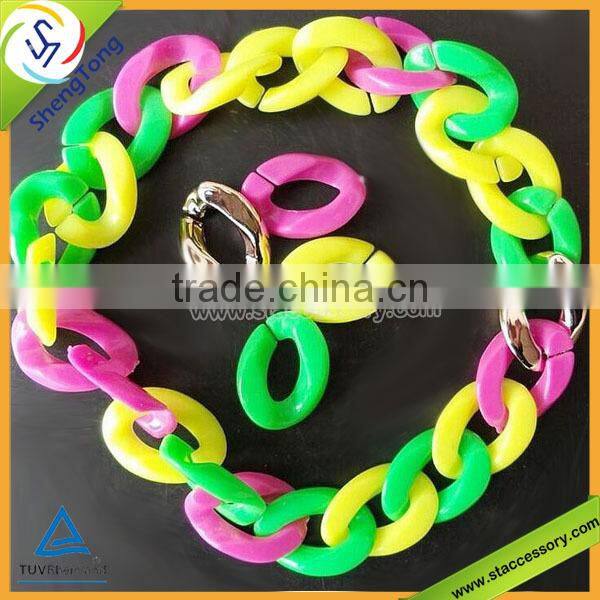 Customized Necklace Your Design is Welcomed Colored Plastic Chain Link Necklace