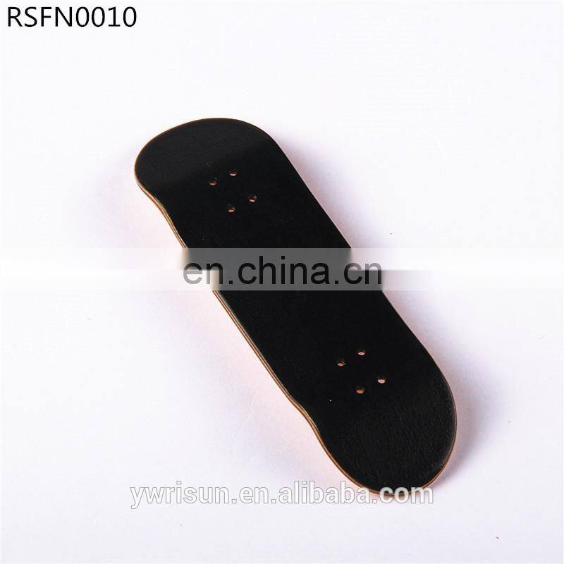 Wholesale 30mm or 32mm Blank Finger Skateboard Mini Canadian Maple Wood Skateboard Decks